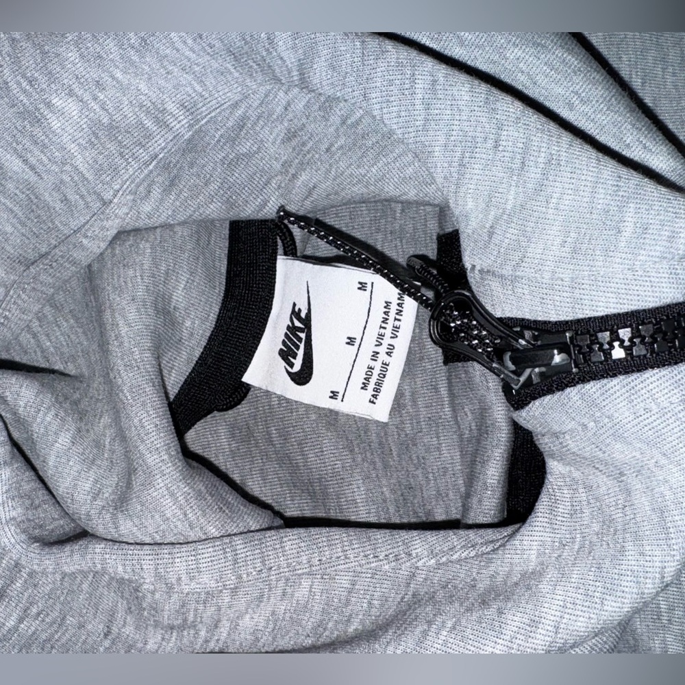 Men’s nike tech fleece
